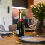 Apartament Fuzja Sen Fabrykanta - Parking By Fusionaparts