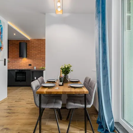 Apartment Fuzja Sen Fabrykanta - Darmowy Parking *